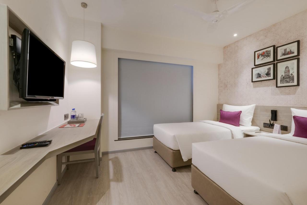 7 Apple Hotel Mahape, Navi Mumbai Eksteriør billede